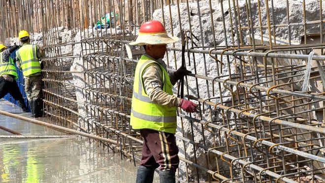 推进水毁公路恢复重建 开启施工“加速度”